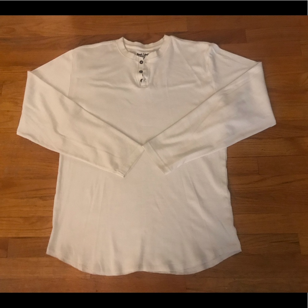 Long sleeve athletic fit t-shirt